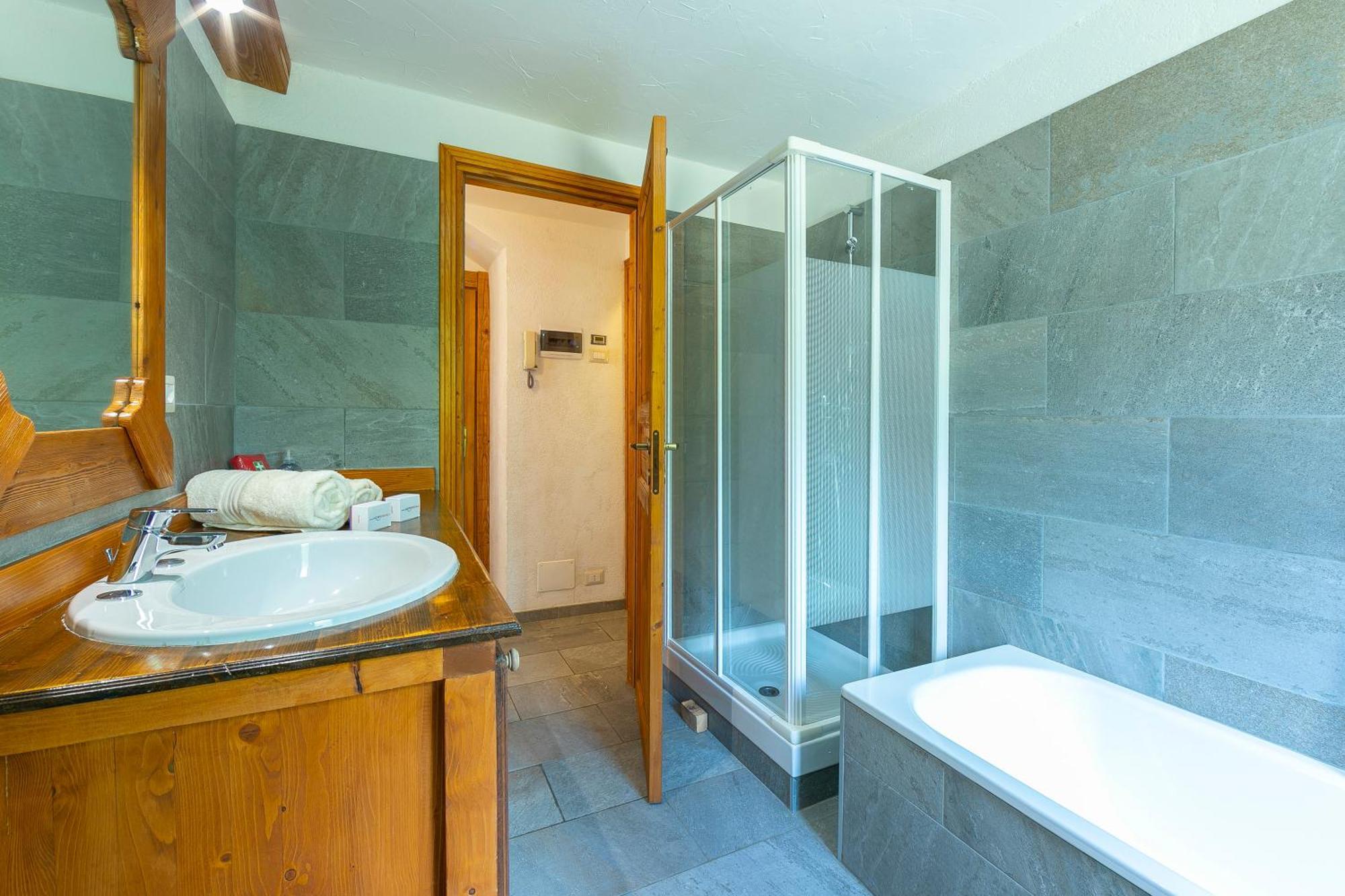 Miramonti 21 Ski In - Ski Out - Happy Rentals Oulx Extérieur photo